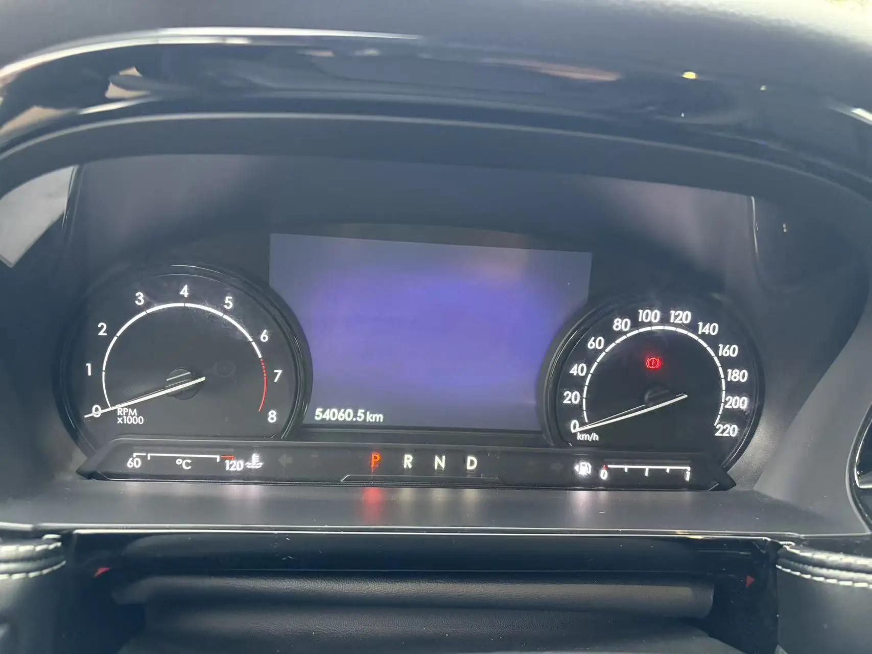 Adventurer 2020 2.0T Two-Drive Premium Edition 14