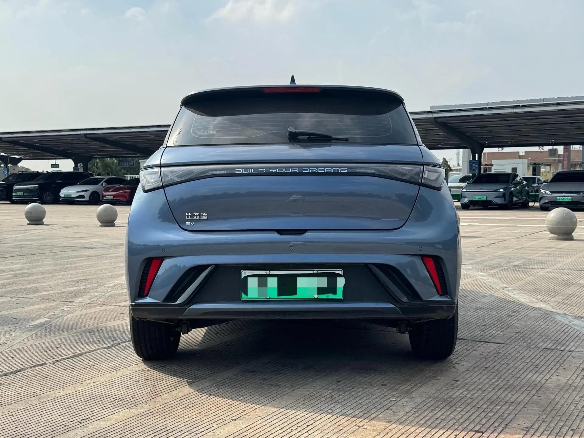 BYD 2025 Dolphin 420km Freedom Edition Automatic 5