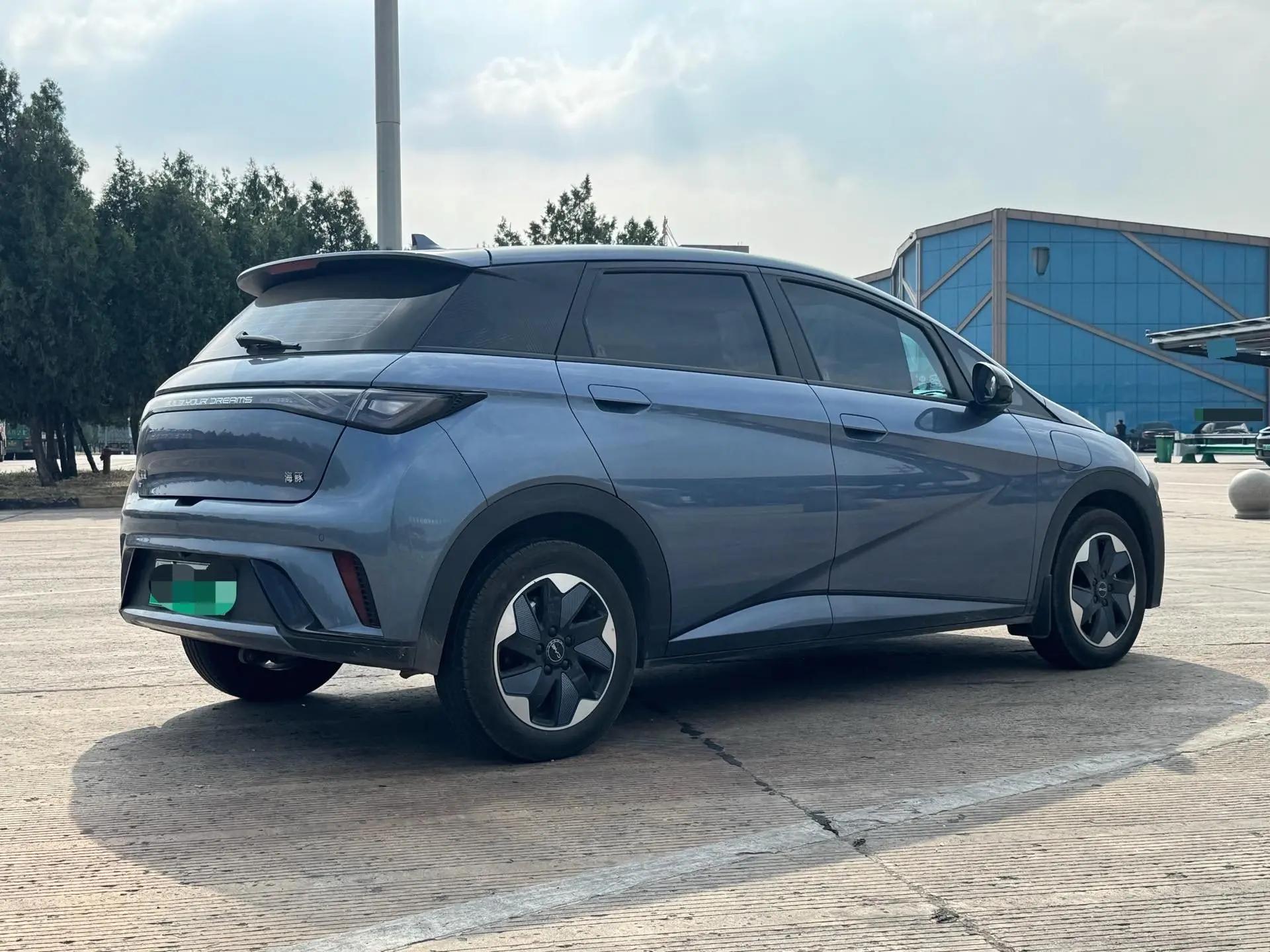 BYD 2025 Dolphin 420km Freedom Edition Automatic 6