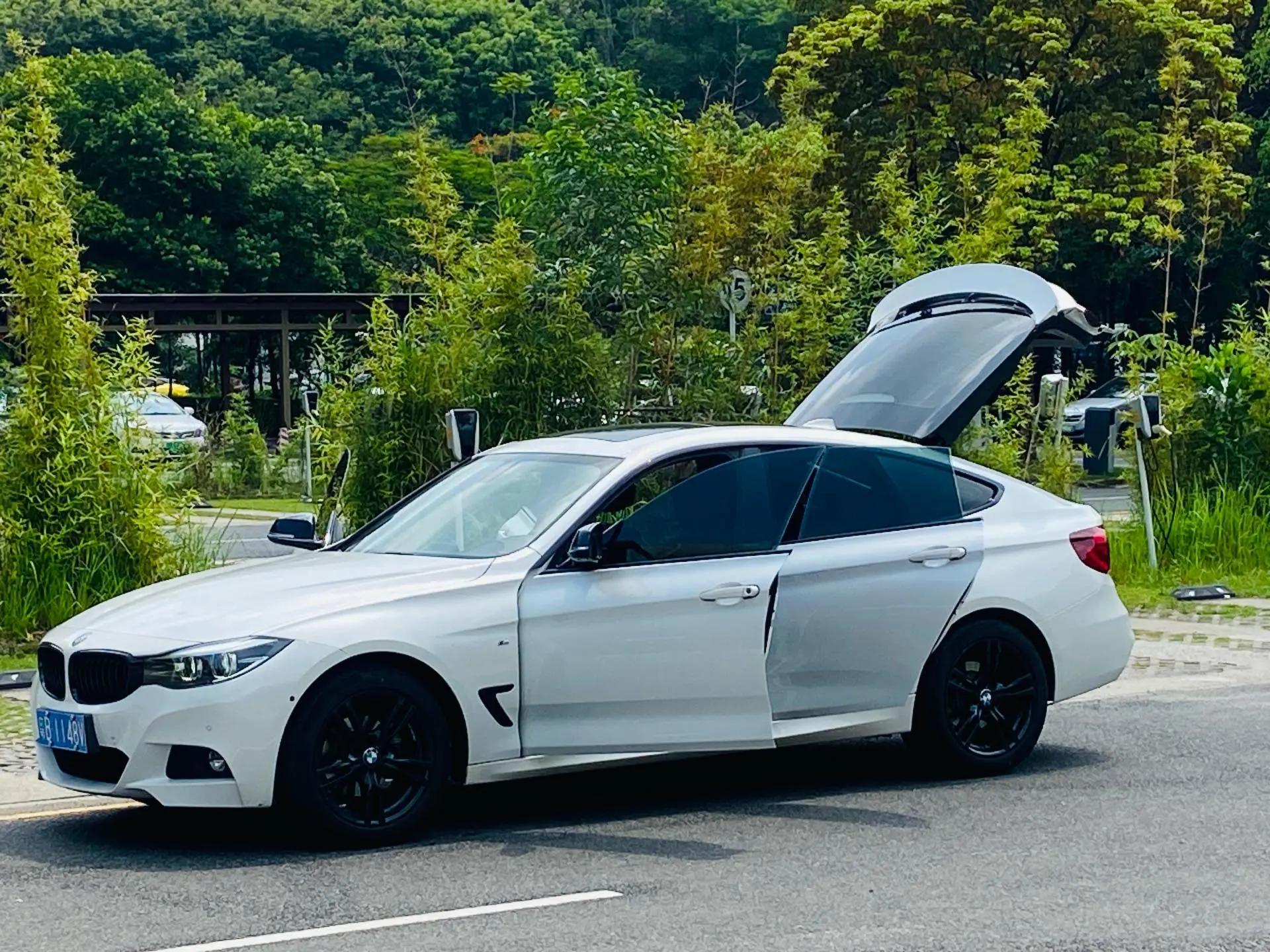 BMW 3 Series GT 2020 320i M Sports Obsidian Night Edition 11