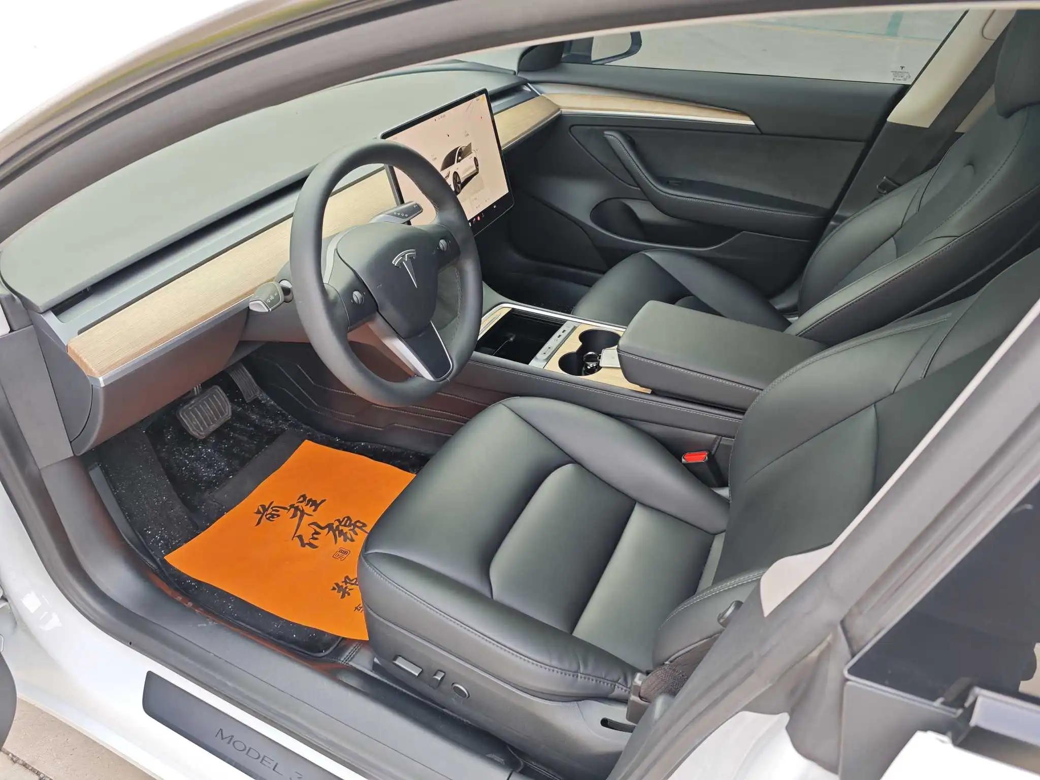 2020 Model 3 Standard Range Rear-Wheel Drive Upgrade Version 2