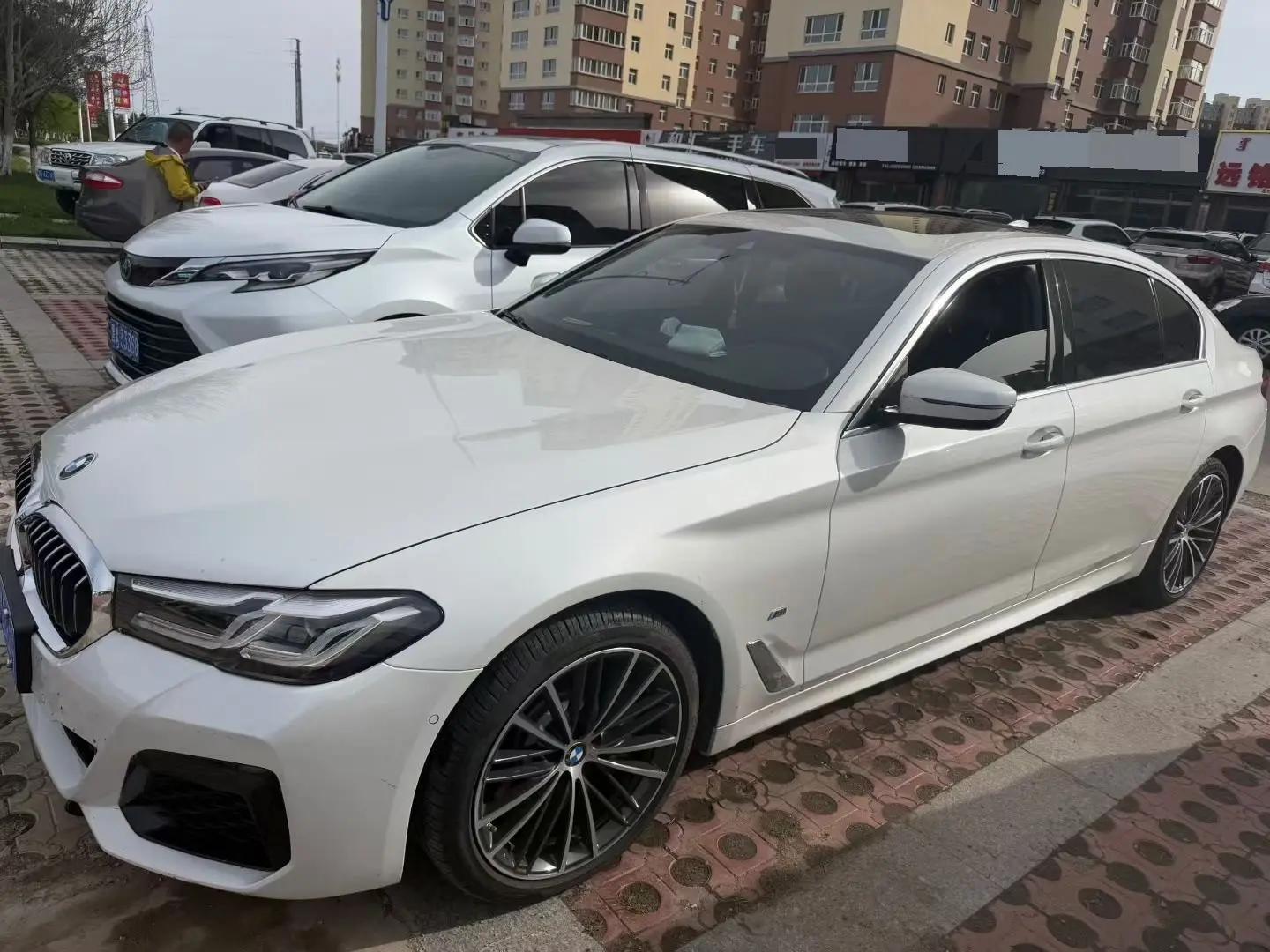 BMW 5 Series 2021 530Li xDrive Deluxe Set