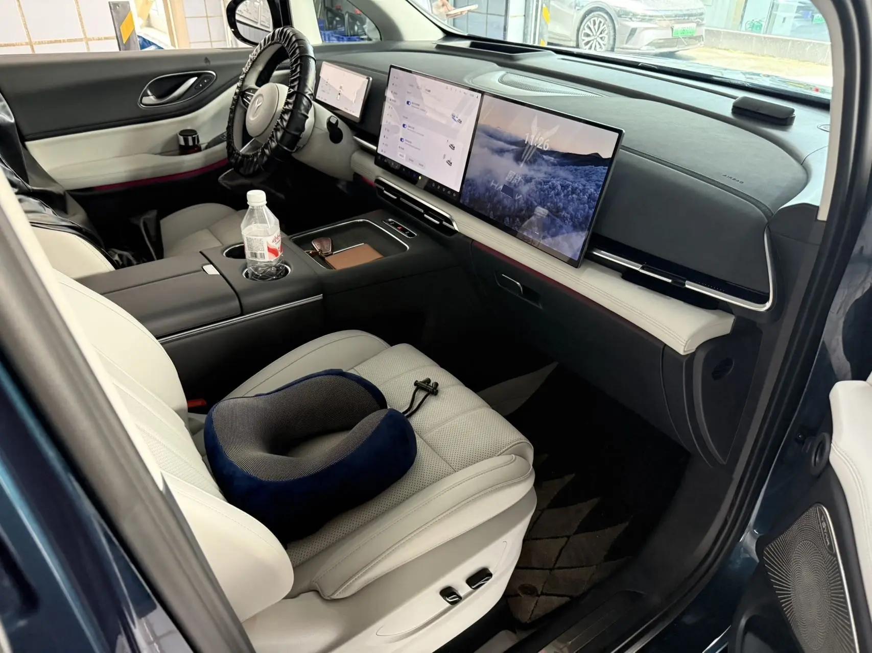 Voyah 2025 Model Dreamer PHEV 1.5T Four-Wheel-Drive Prestige Kunpeng Edition Automatic 8