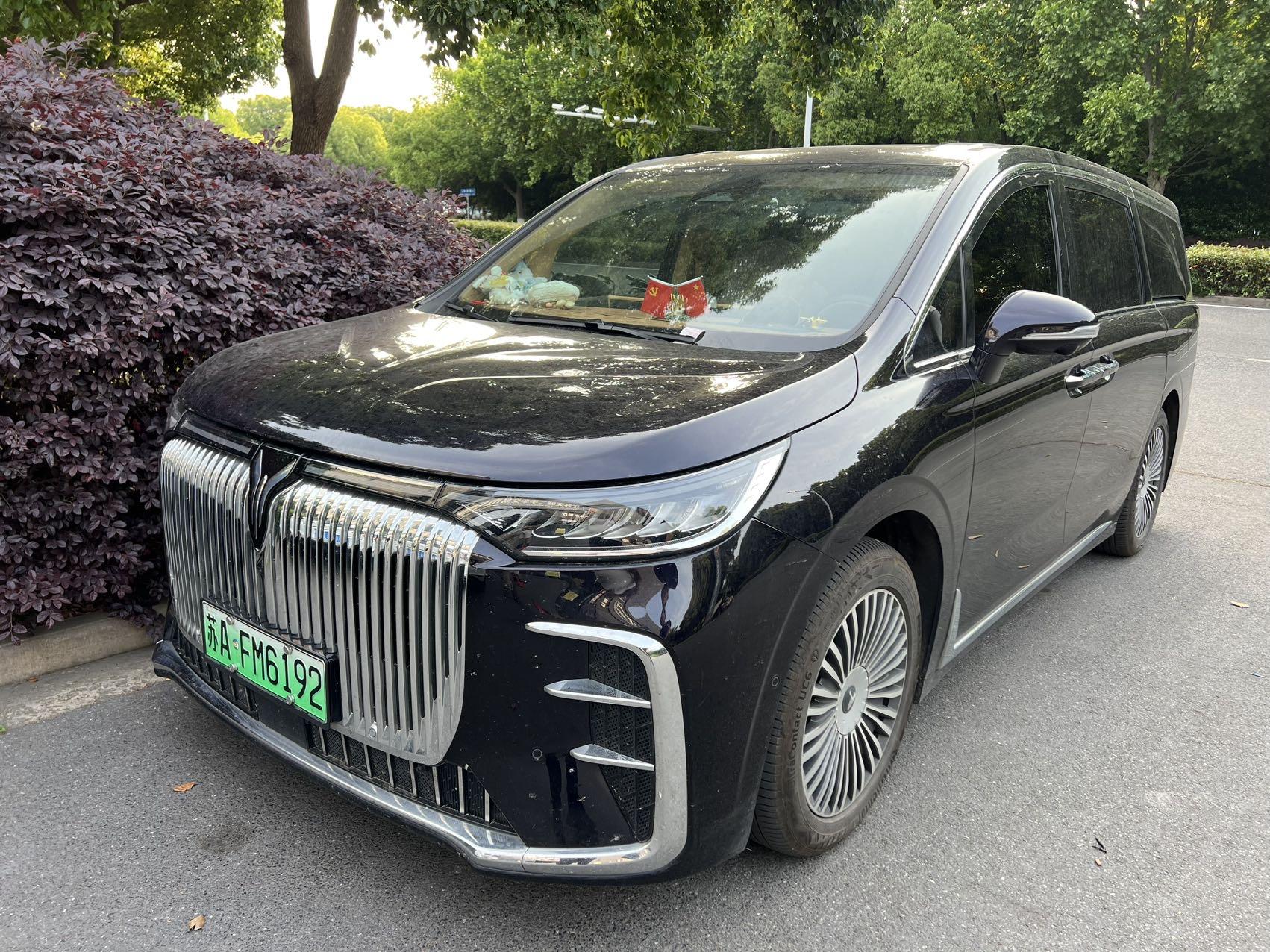 Voyah 2025 Model Dreamer PHEV 1.5T Four-Wheel-Drive Excellence鲲鹏 Edition Automatic