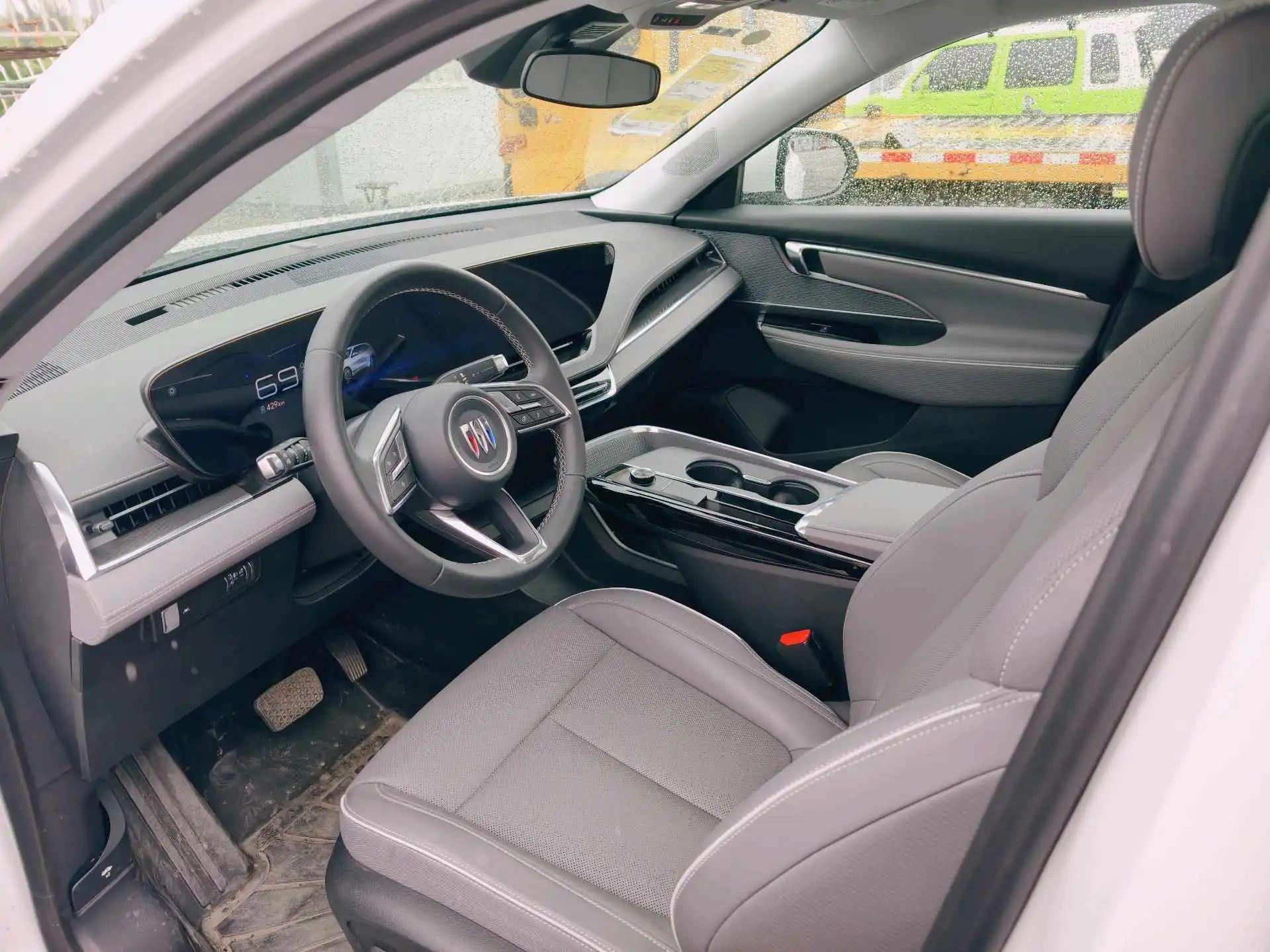 Buick 2025 Model E5 620km Prestige Edition Automatic 3