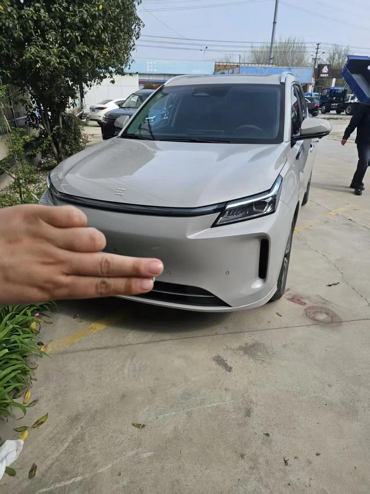 打开图片灯箱:LanDian 2026 LanDian E5 PLUS 1.5 Stepless 230km Long Endurance Ultra5 Automatic Transmission