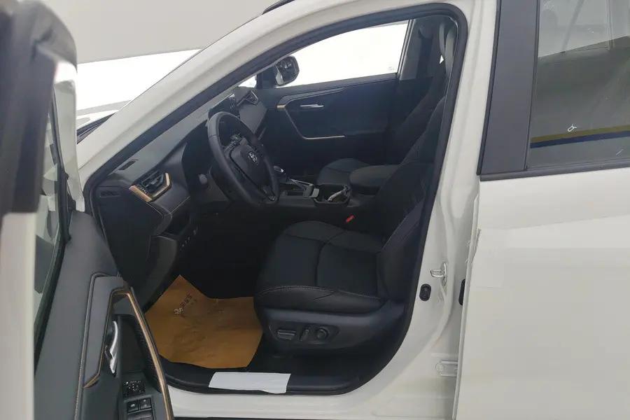 Toyota 2024 Willanda 2.0 Stepless Two-Drive Luxury PLUS Edition Automatic Gear 4