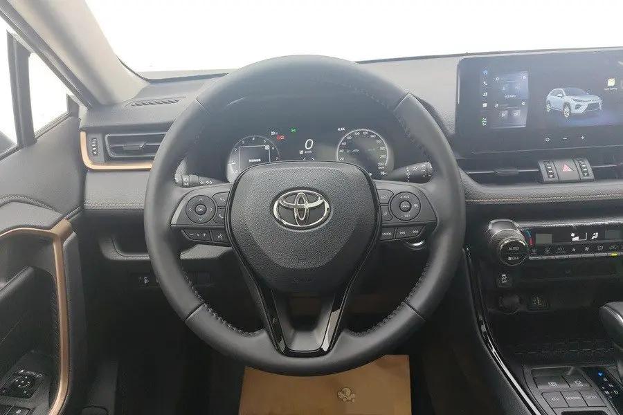 Toyota 2024 Willanda 2.0 Stepless Two-Drive Luxury PLUS Edition Automatic Gear 7