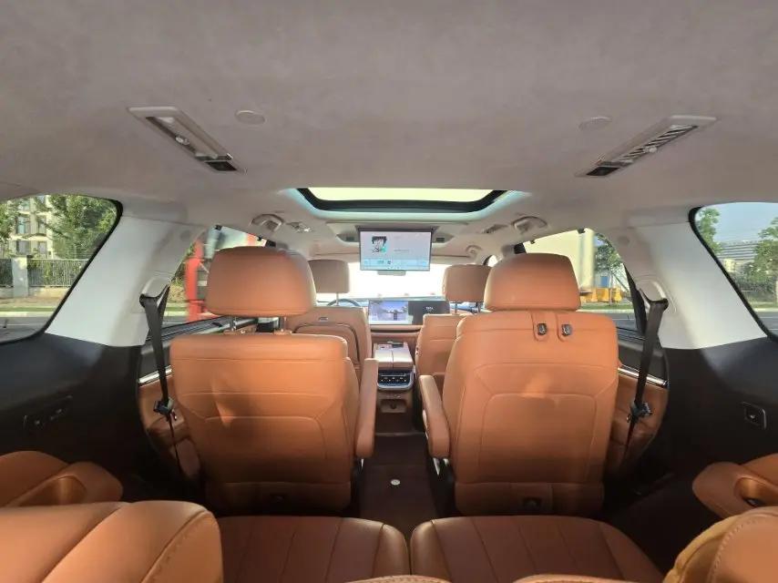WEY 2025 Lanshan DHT 1.5T Four-Wheel Drive Intelligent Driving Max Automatic 5