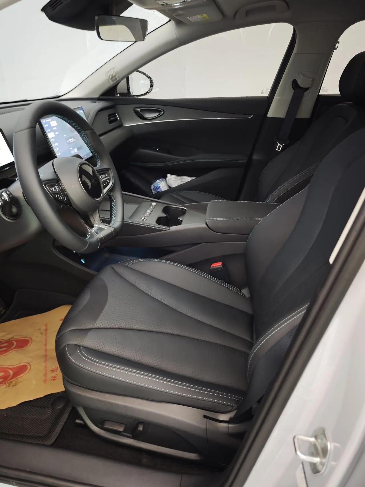 BYD 2026 seals 06 DM-i 1.5 stepless super-exclusive 210KM exclusive automatic gear 4