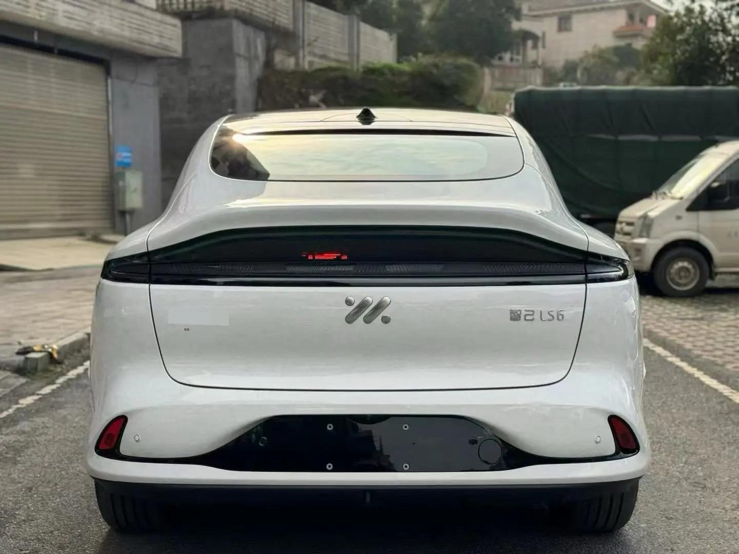 IM 2025 IM LS6 Lingxi Intelligent Driving Edition Automatic Transmission 7