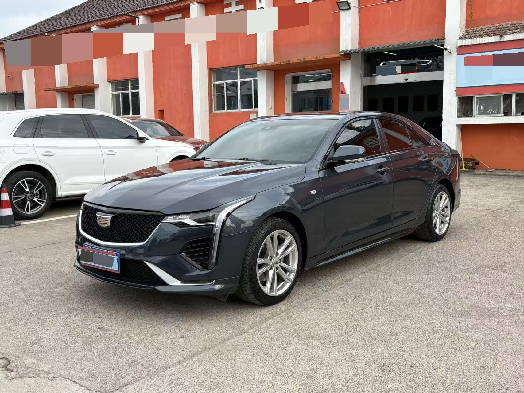 Cadillac CT4 2022 28T Luxury Model