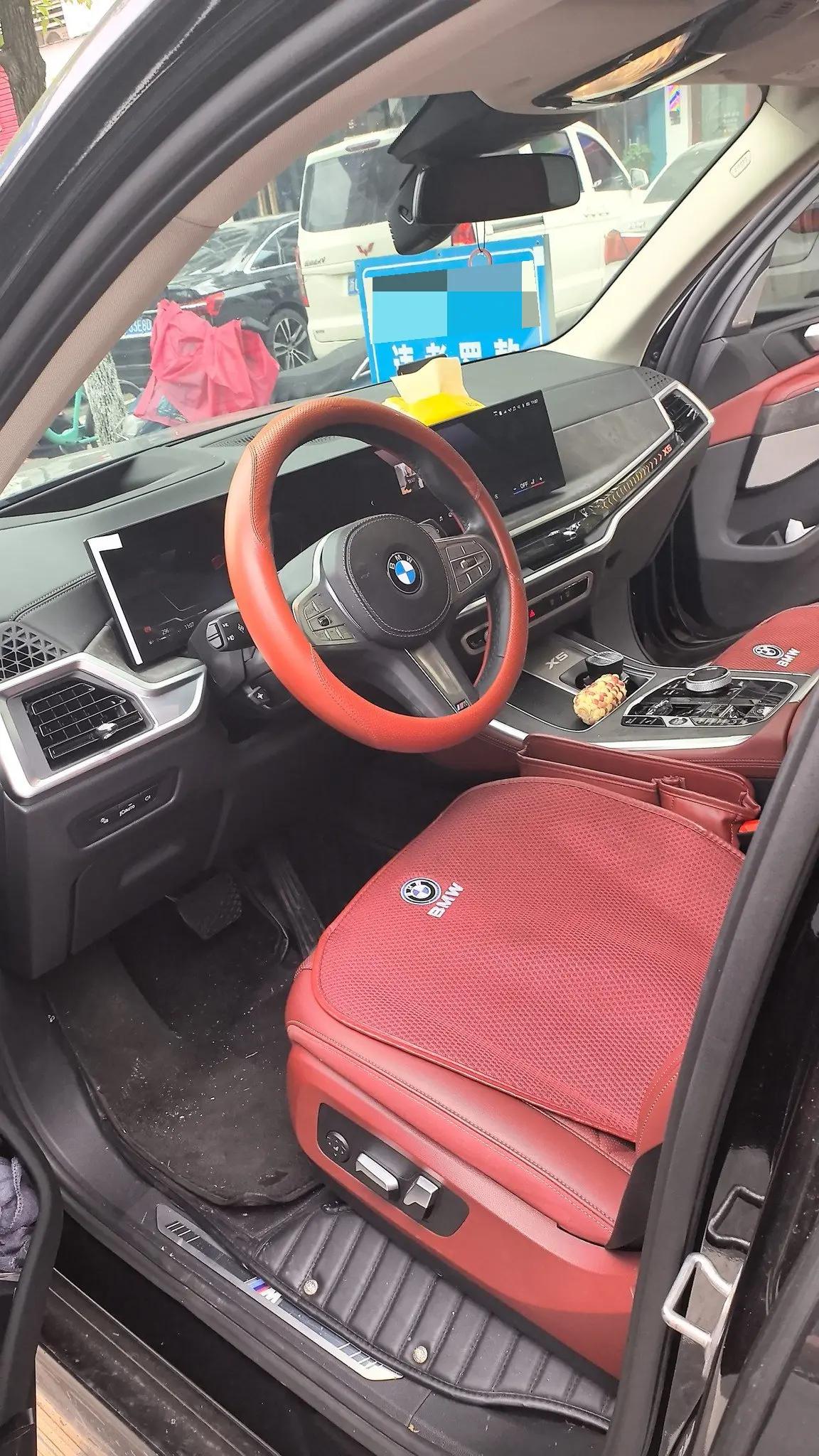 BMW 2023 X5 xDrive30Li 48V 2.0T Luxury Model M Sport Night Edition Automatic 4
