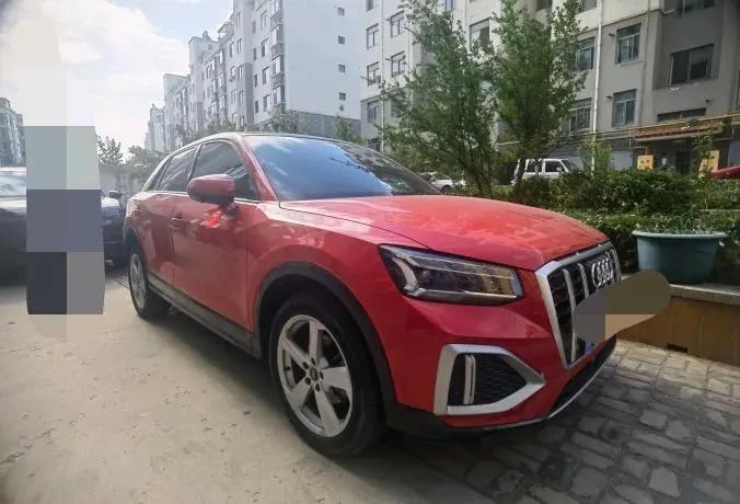 Audi Q2L 2022 35 TFSI Enterprising and Elegant 2