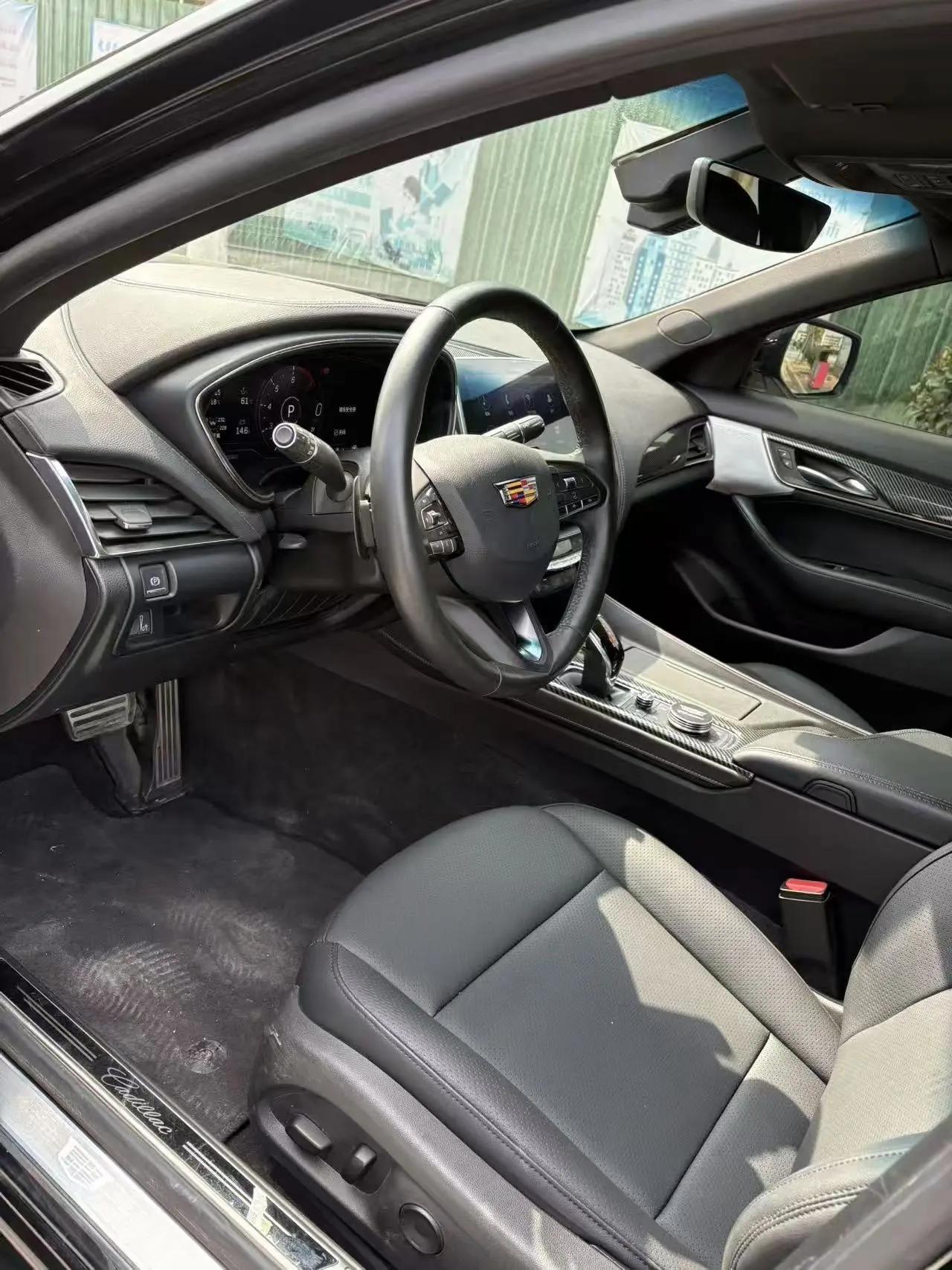 Cadillac CT5 2022 28T Honorable Model 4
