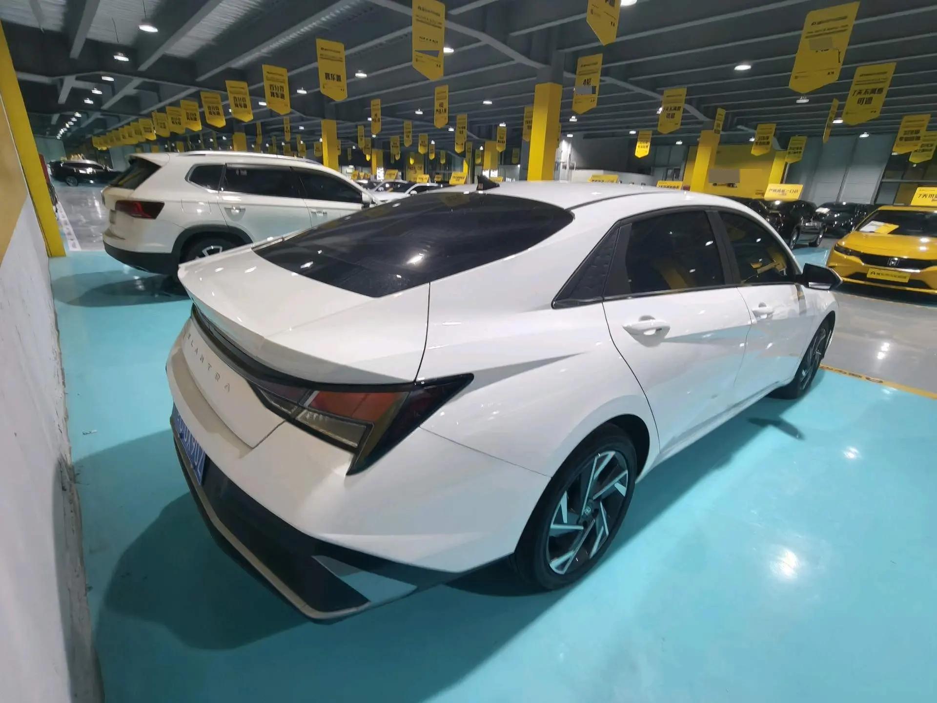 Elantra 2023 1.5L CVT GLX Elite Edition 2