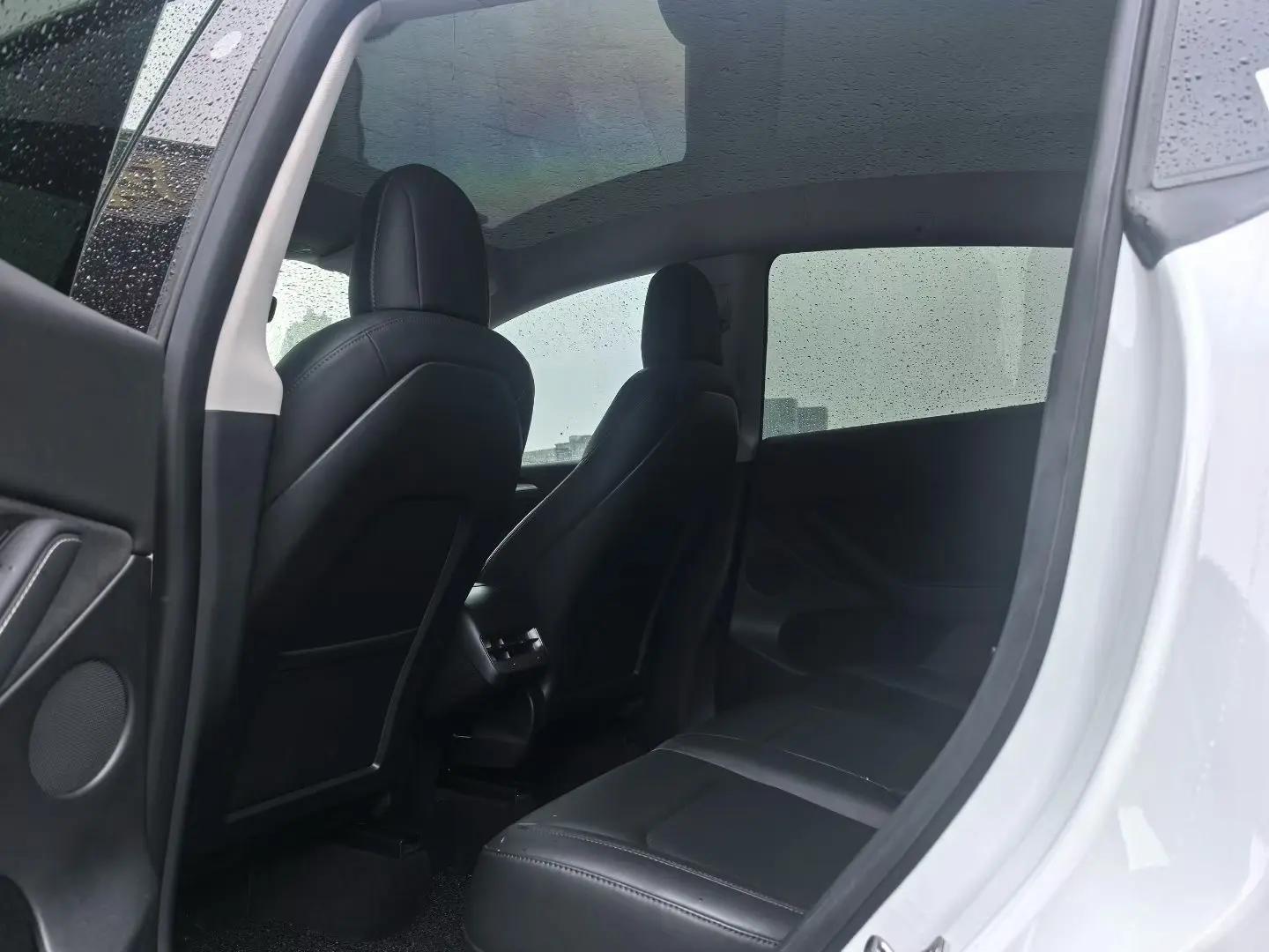 Model Y 2021 Long Range All-Wheel Drive Edition 5
