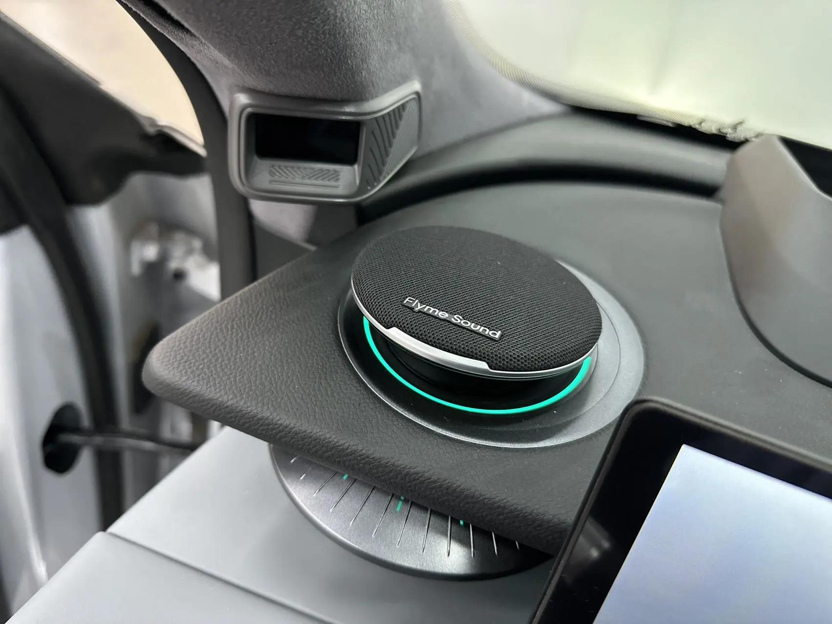 Geely Galaxy 2025 Model E8 700km Long-Range Intelligent Driving Version Automatic 2