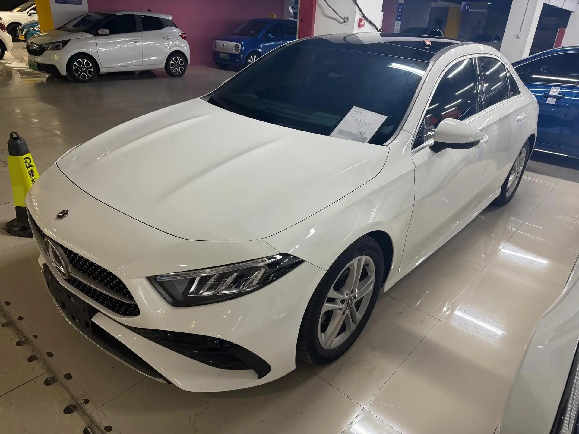 Mercedes Benz Class A 2022 model facelift A 180 L sports car