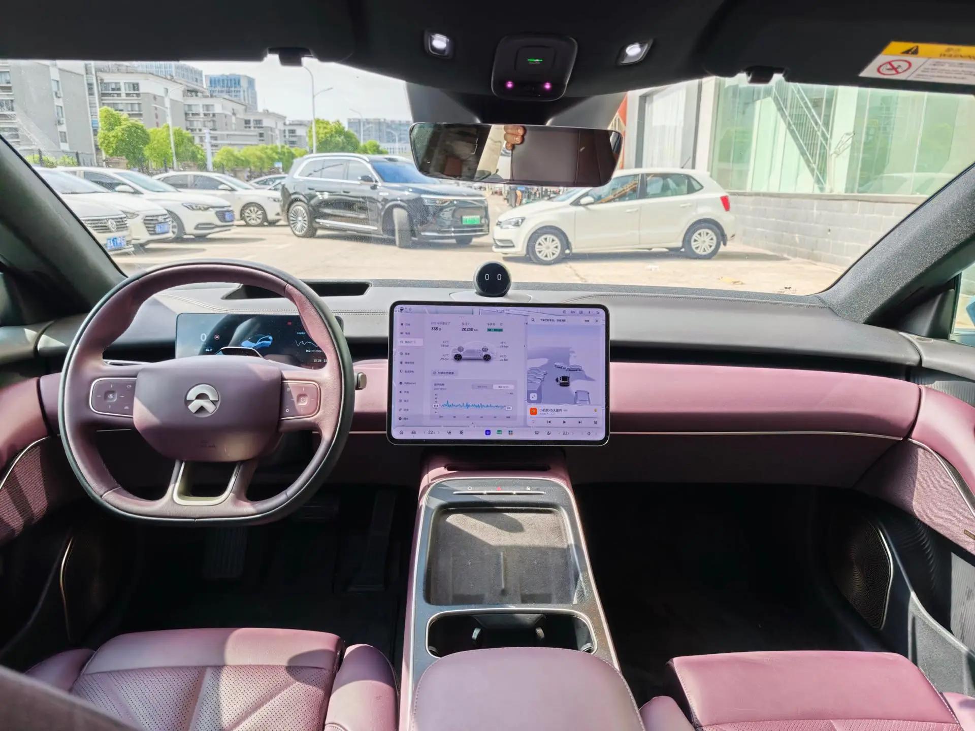 NIO 2025 ET5 75kWh automatic gear 7