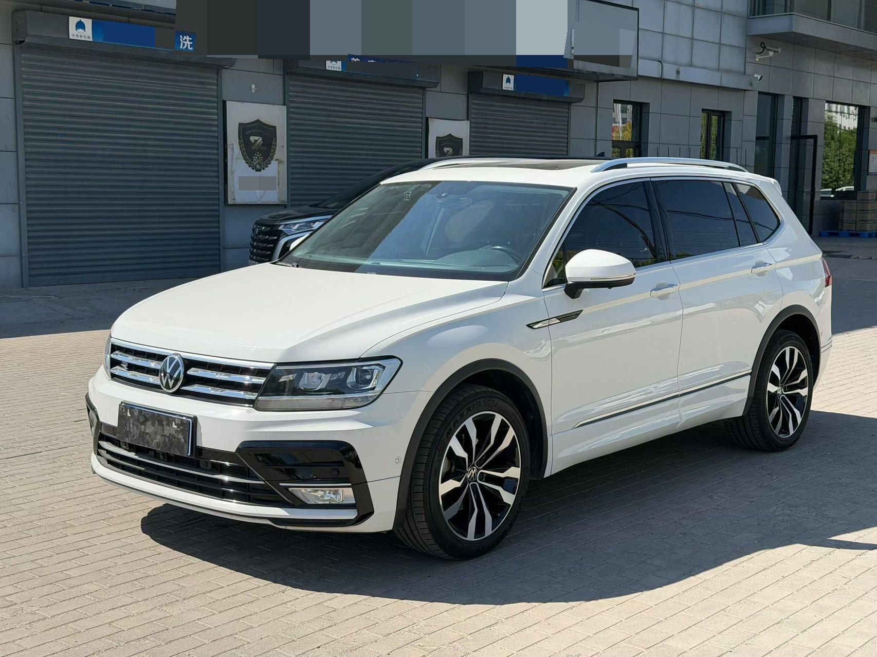 Tiguan L 2021 330TSI Automatic Two-Drive R-Line Enjoy Edition
