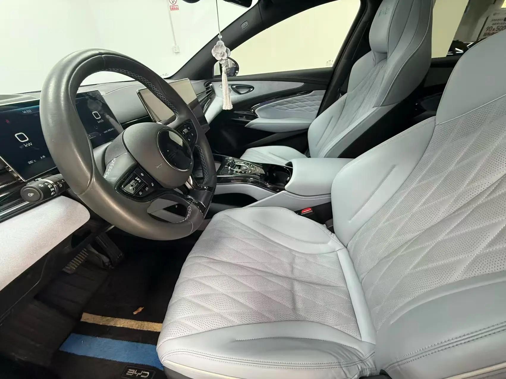 BYD 2023 Seal Champion Edition 700km Performance Edition Automatic Gear 2