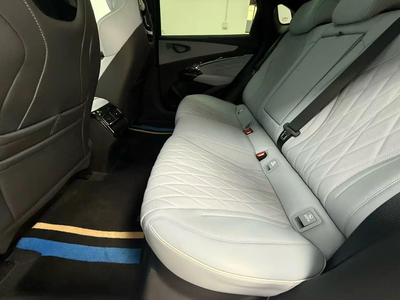 BYD 2023 Seal Champion Edition 700km Performance Edition Automatic Gear 4