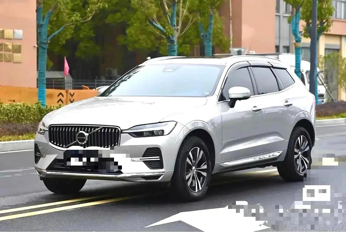 Volvo XC60 2023 B5 4-wheel-drive Zhiyi Deluxe Edition