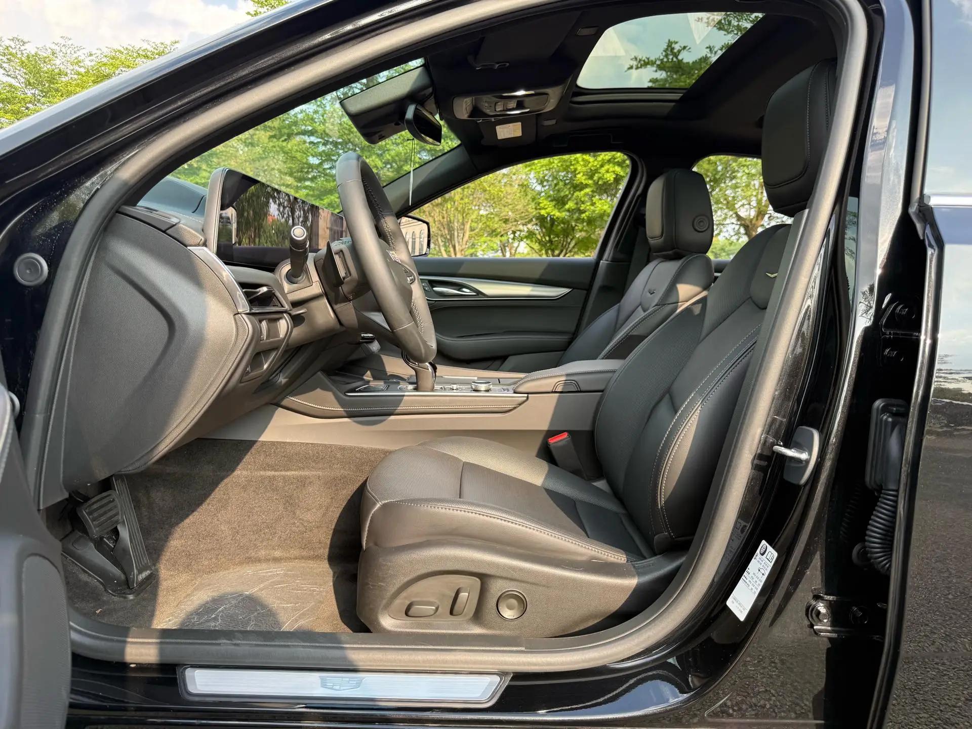 Cadillac CT5 2024 28T Luxury Pro 6