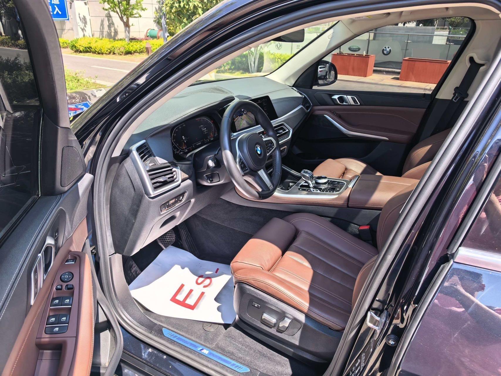BMW X5 (Imported) 2021 xDrive30i M Sports Suit 6