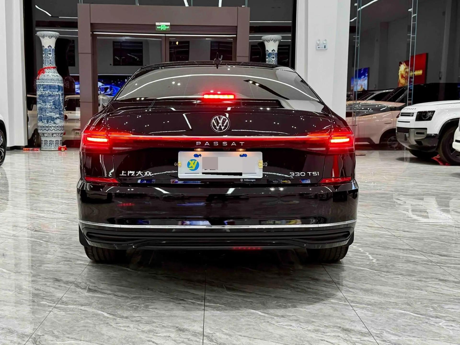 Volkswagen 2025 Passat 2.0TSI 330TSI Outstanding Model Starry Sky Elite Edition Automatic 7