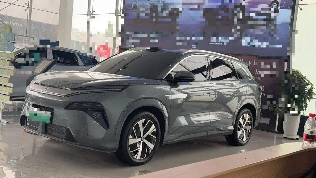 Tang L 2025 DM 200KM four-wheel drive laser Radar flagship