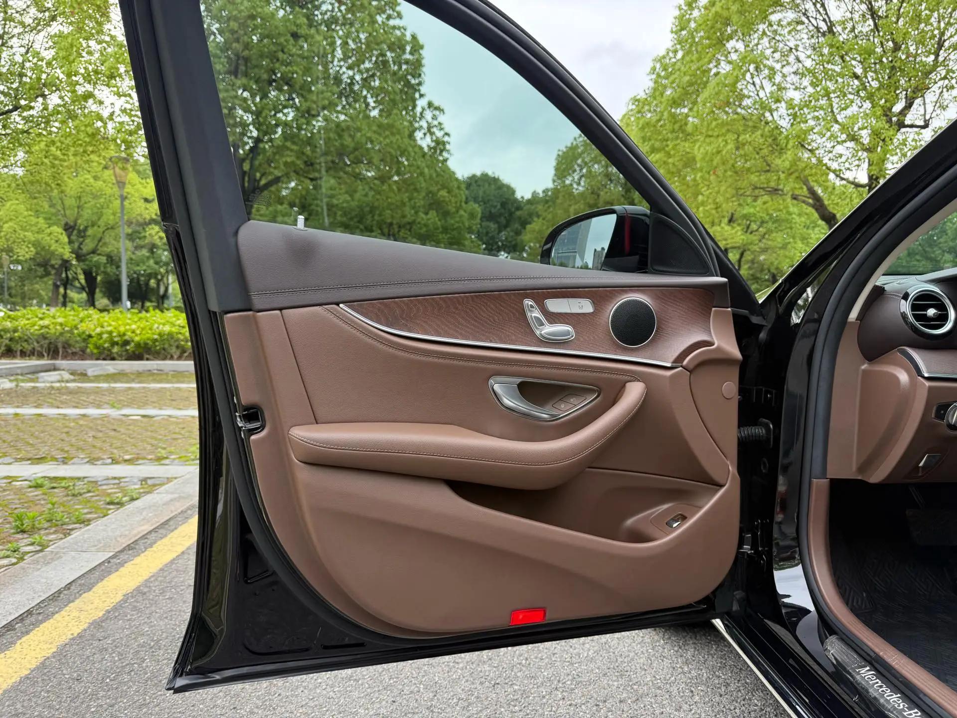 Mercedes Benz Class E 2023 E 260 L 11