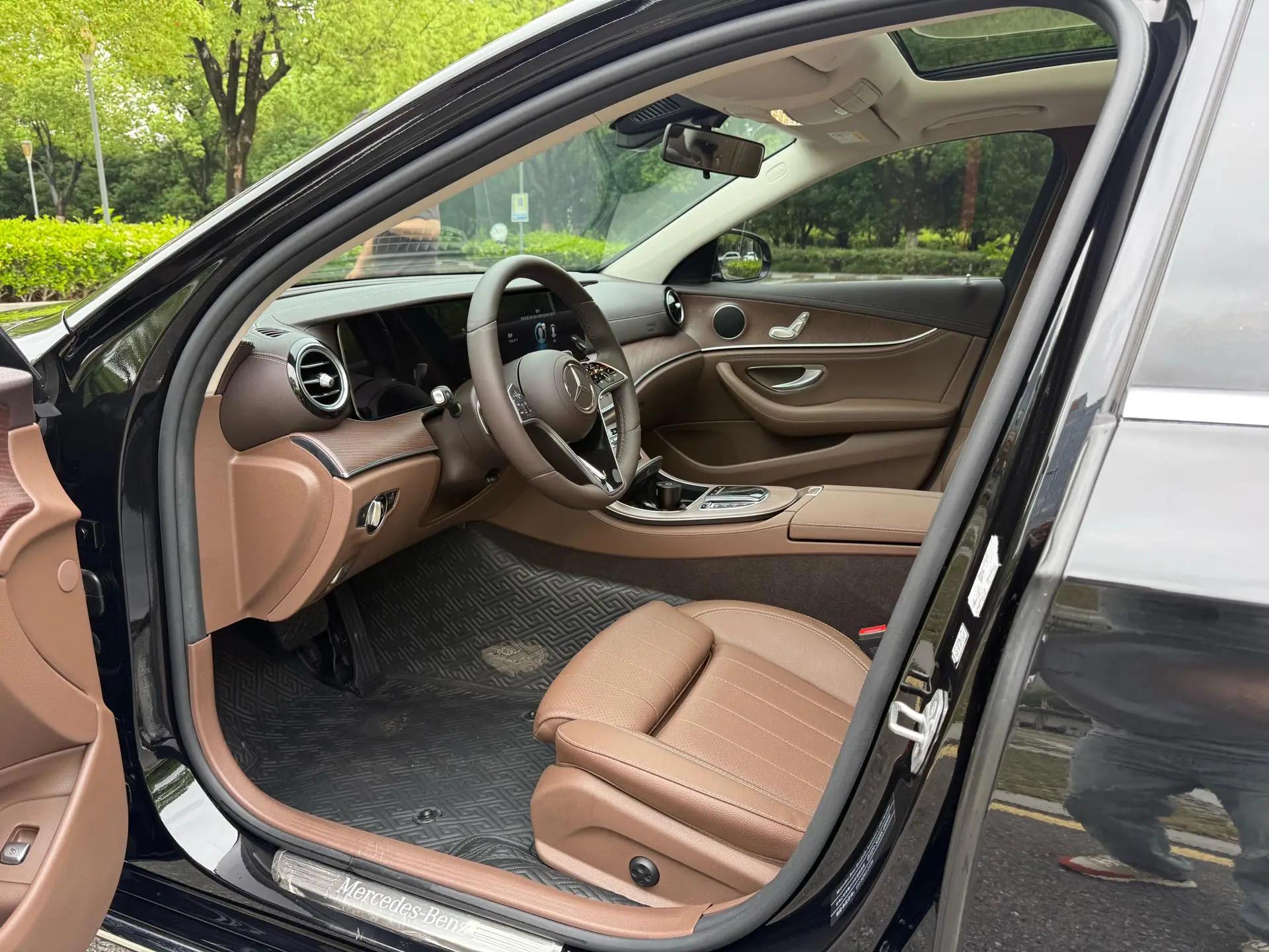 Mercedes Benz Class E 2023 E 260 L 12