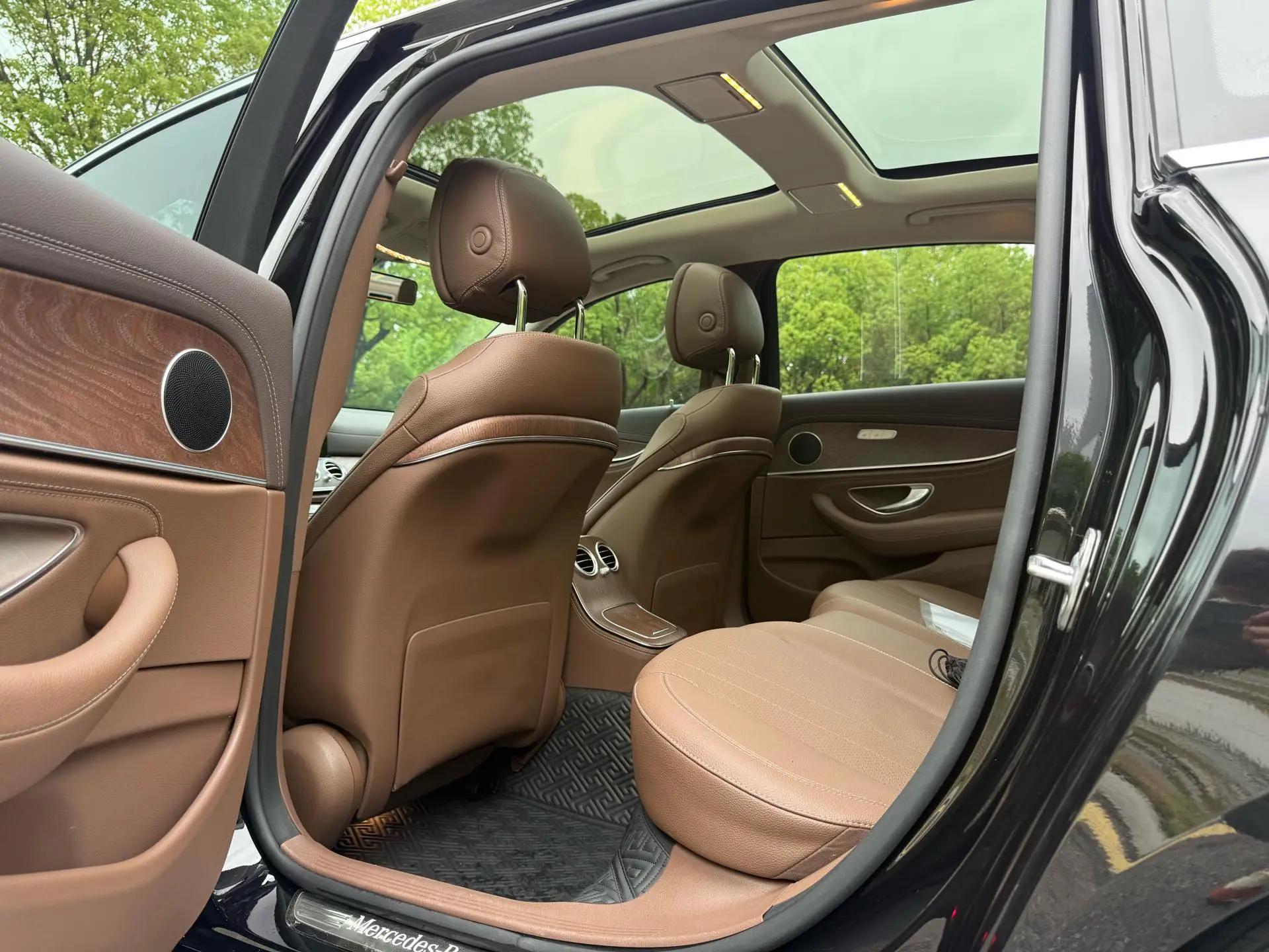 Mercedes Benz Class E 2023 E 260 L 13