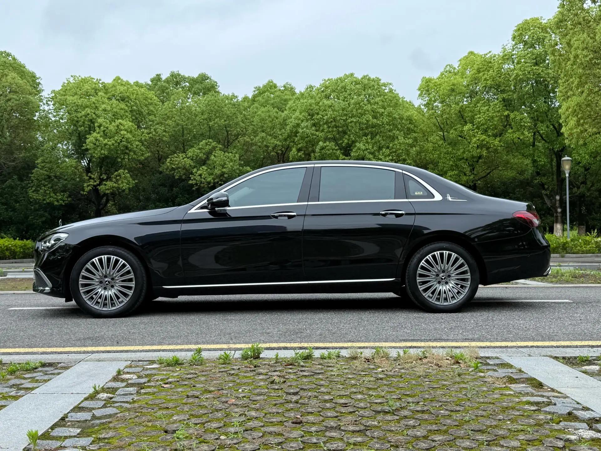 Mercedes Benz Class E 2023 E 260 L 4