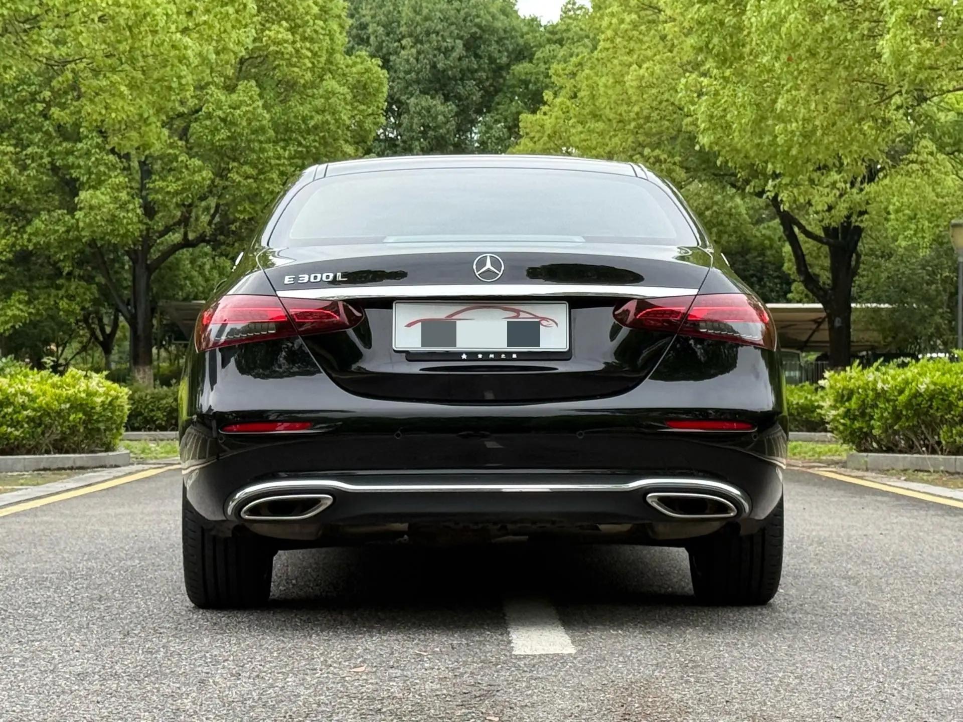 Mercedes Benz Class E 2023 E 260 L 6