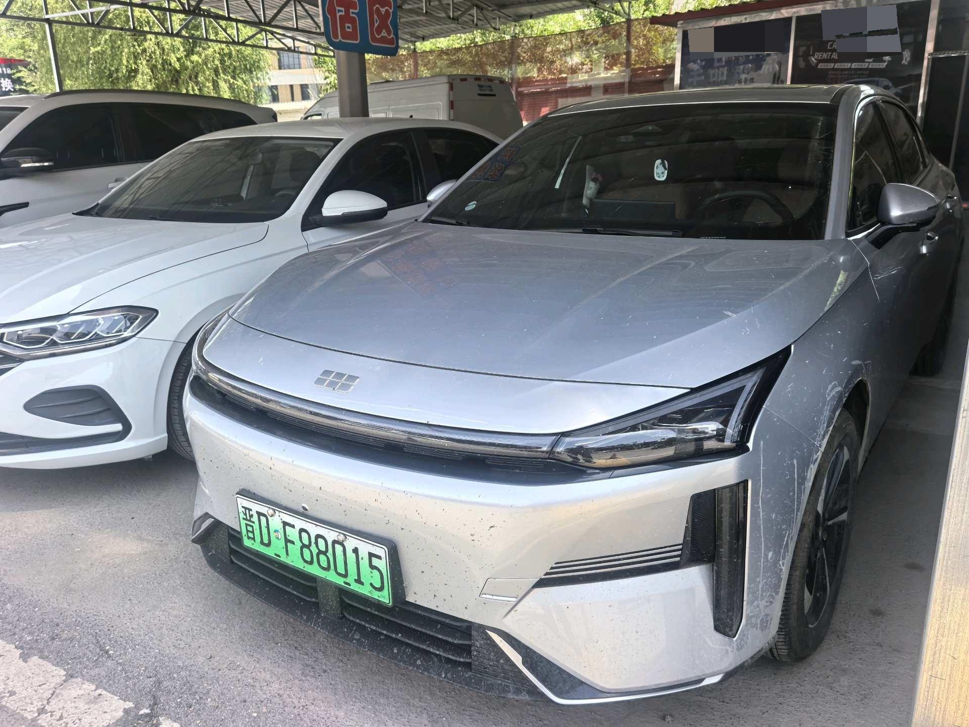 Geely Galaxy 2025 L6 EM-i 1.5 60km sailing version of automatic gear