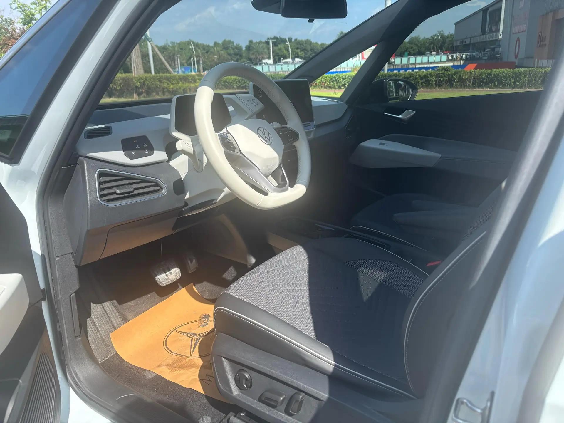 Volkswagen 2023 ID. 3 Upgraded Pure Smart Edition, Automatic Transmission 4
