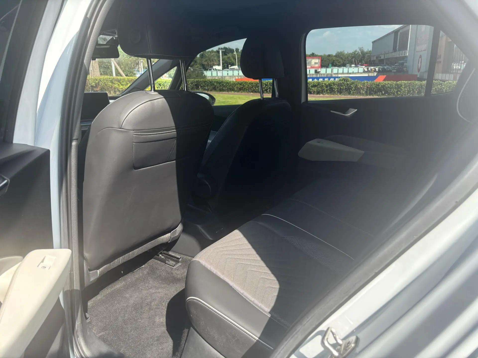 Volkswagen 2023 ID. 3 Upgraded Pure Smart Edition, Automatic Transmission 6