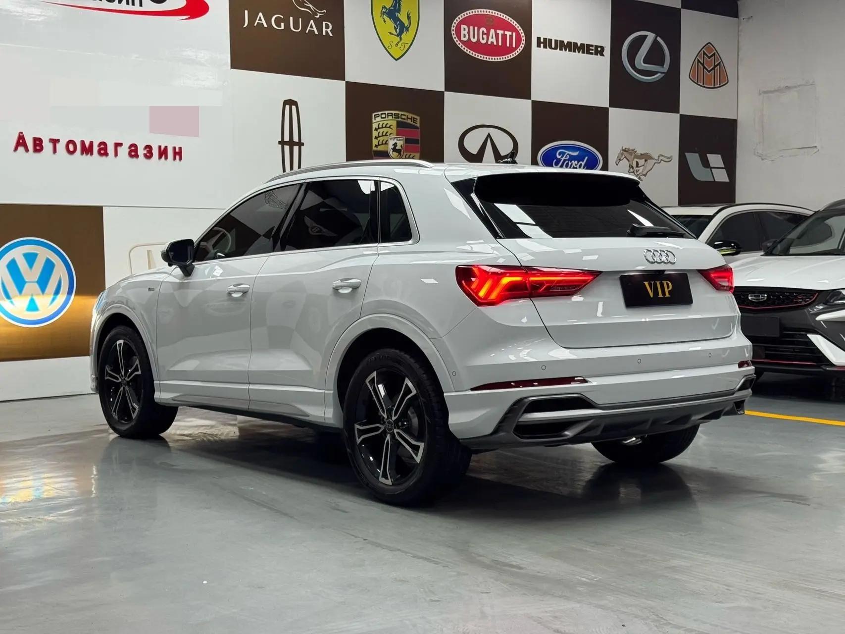 Audi Q3 2021 35 TFSI Fashion Dynamic 4
