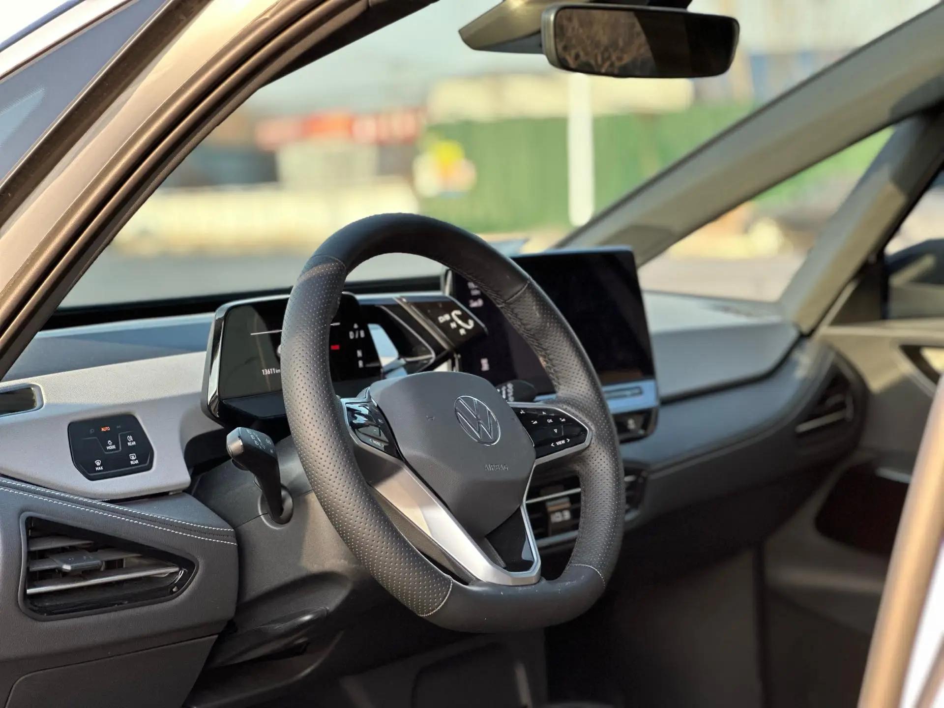 Volkswagen 2024 ID. 3 Outstanding Edition Automatic Transmission 6