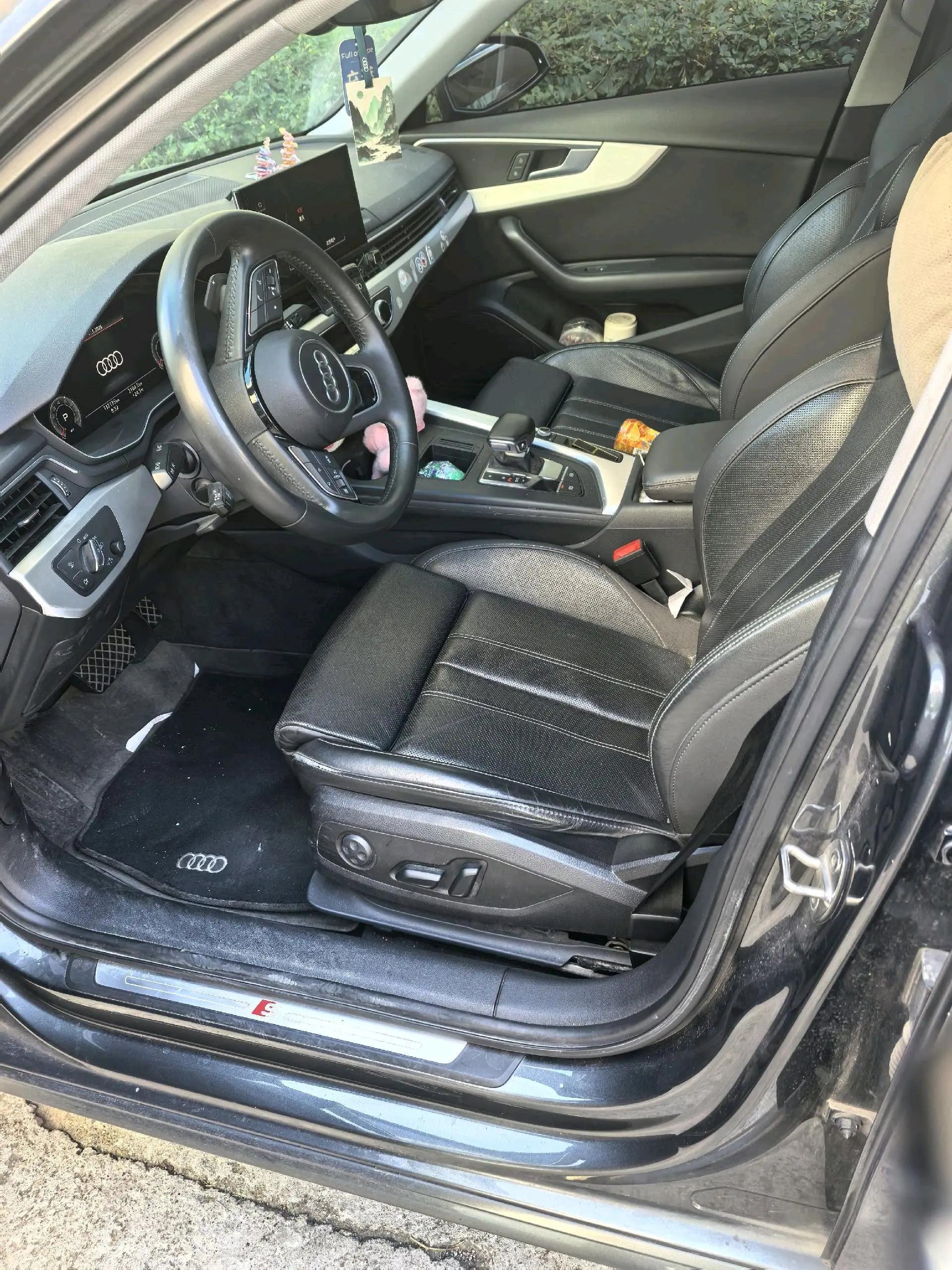 Audi A4L 2020 40 TFSI Deluxe Dynamic 3