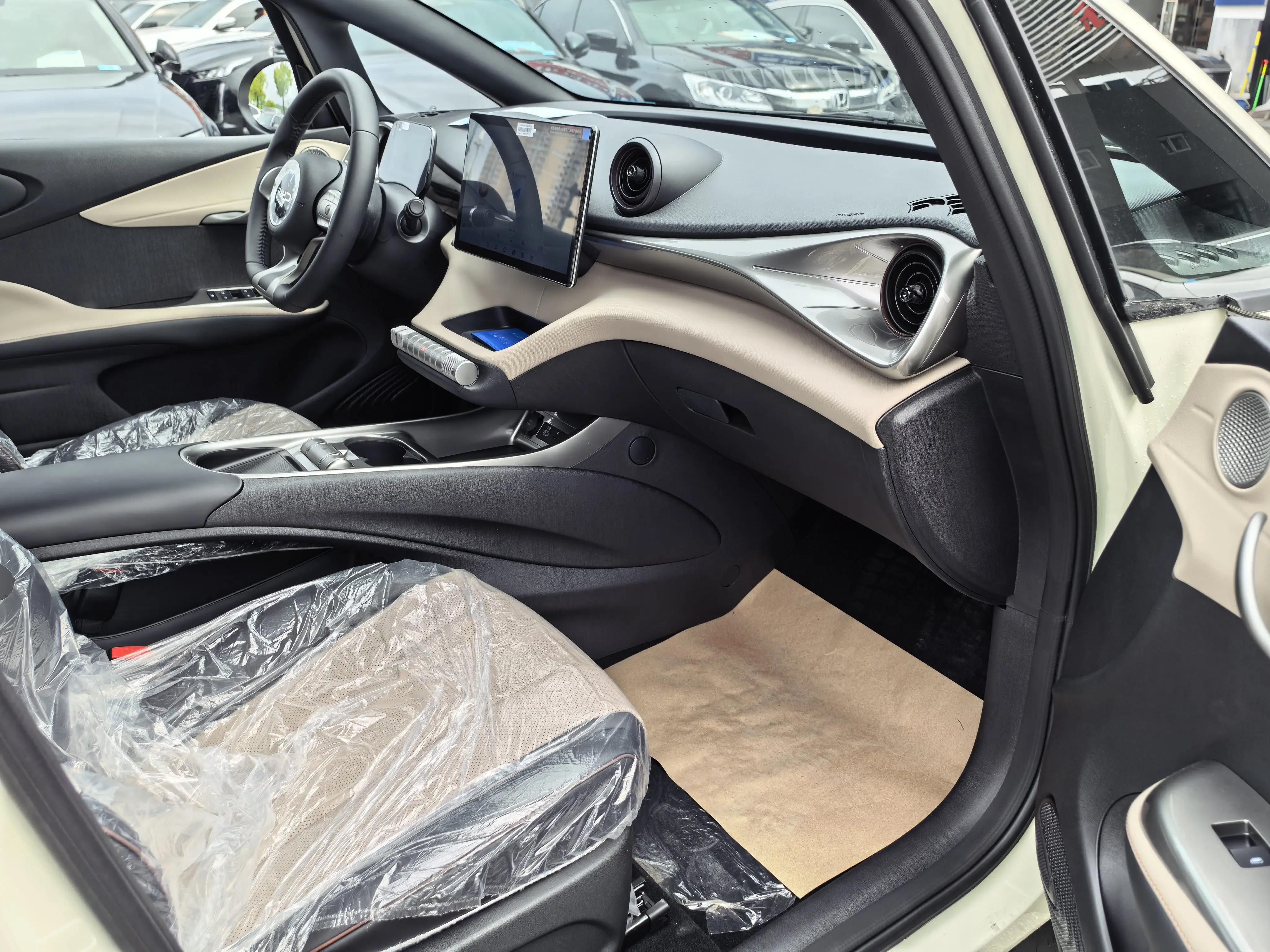 BYD 2025 Dolphin 420km Freedom Edition Automatic 6