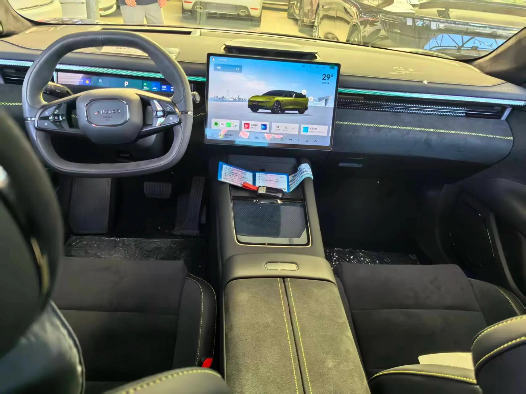 LYNK&amp;CO 10 EM-P 2025 240 4WD Ultra Sport Edition 7