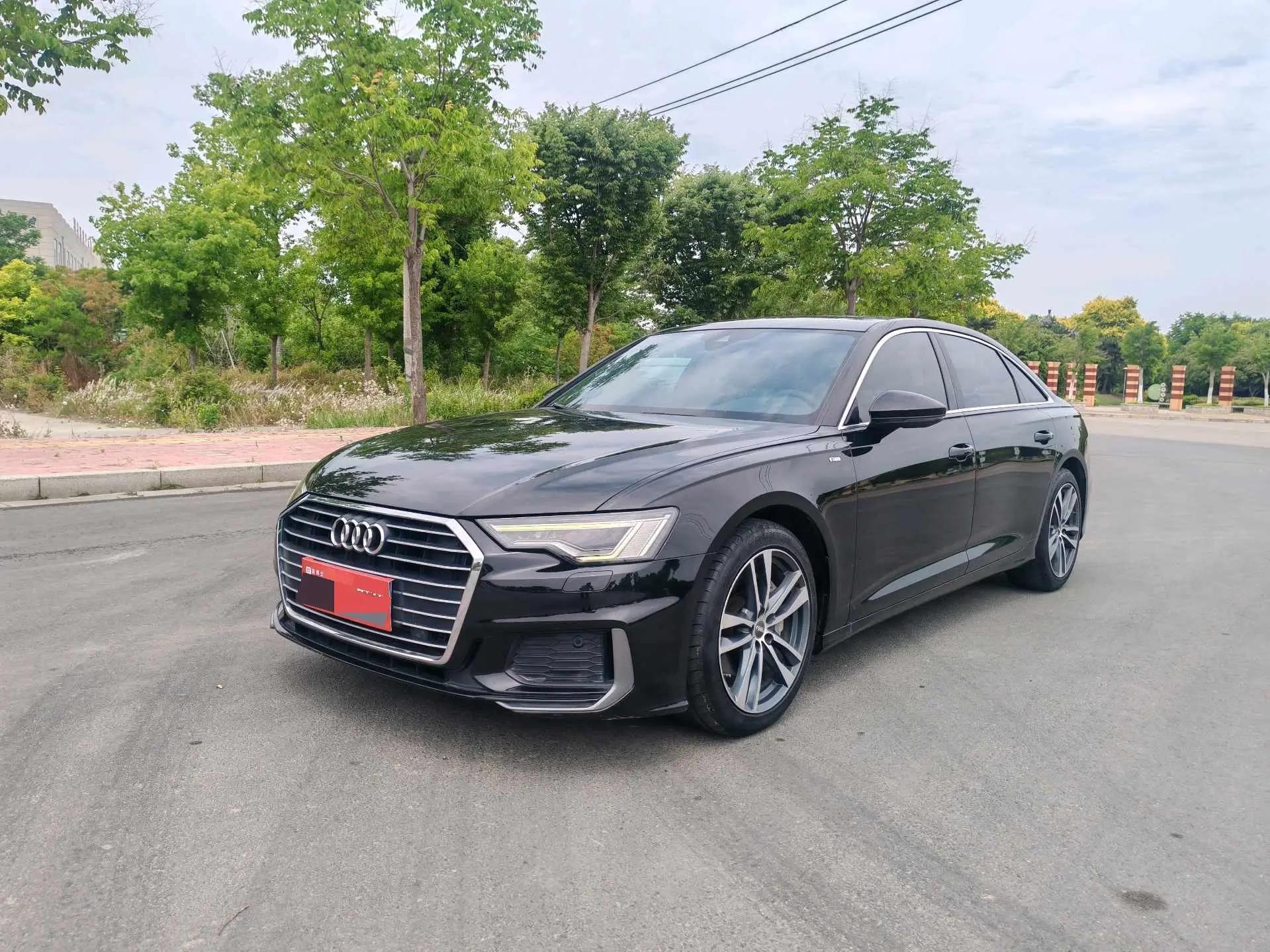 Audi A6L 2021 40 TFSI Deluxe Dynamic