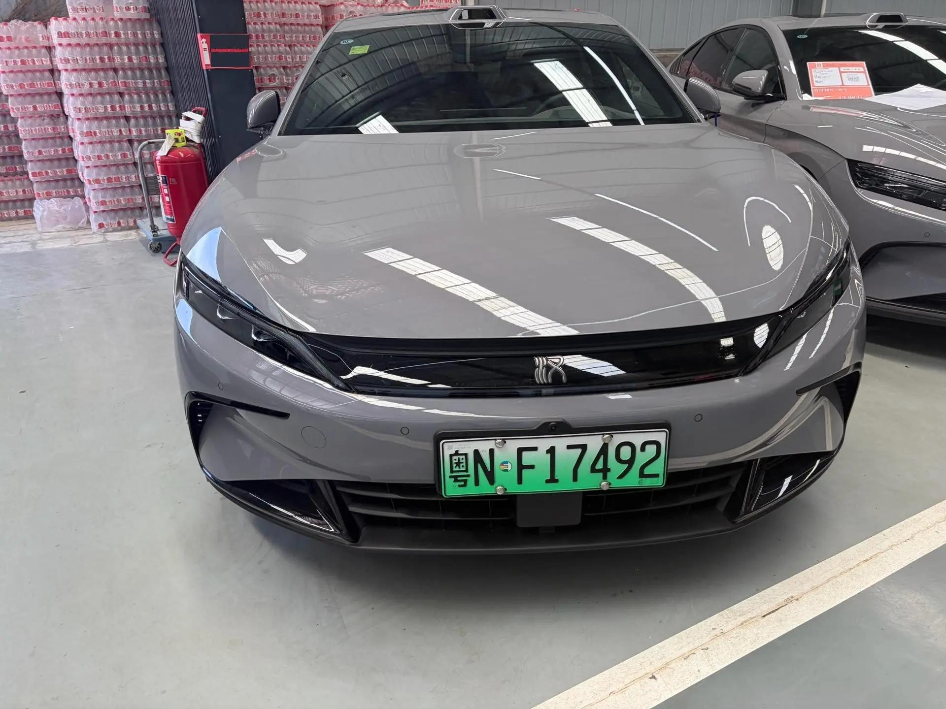 BYD 2025 Han DM-i 1.5T stepless 125KM laser Radar intelligent driving automatic gear 3