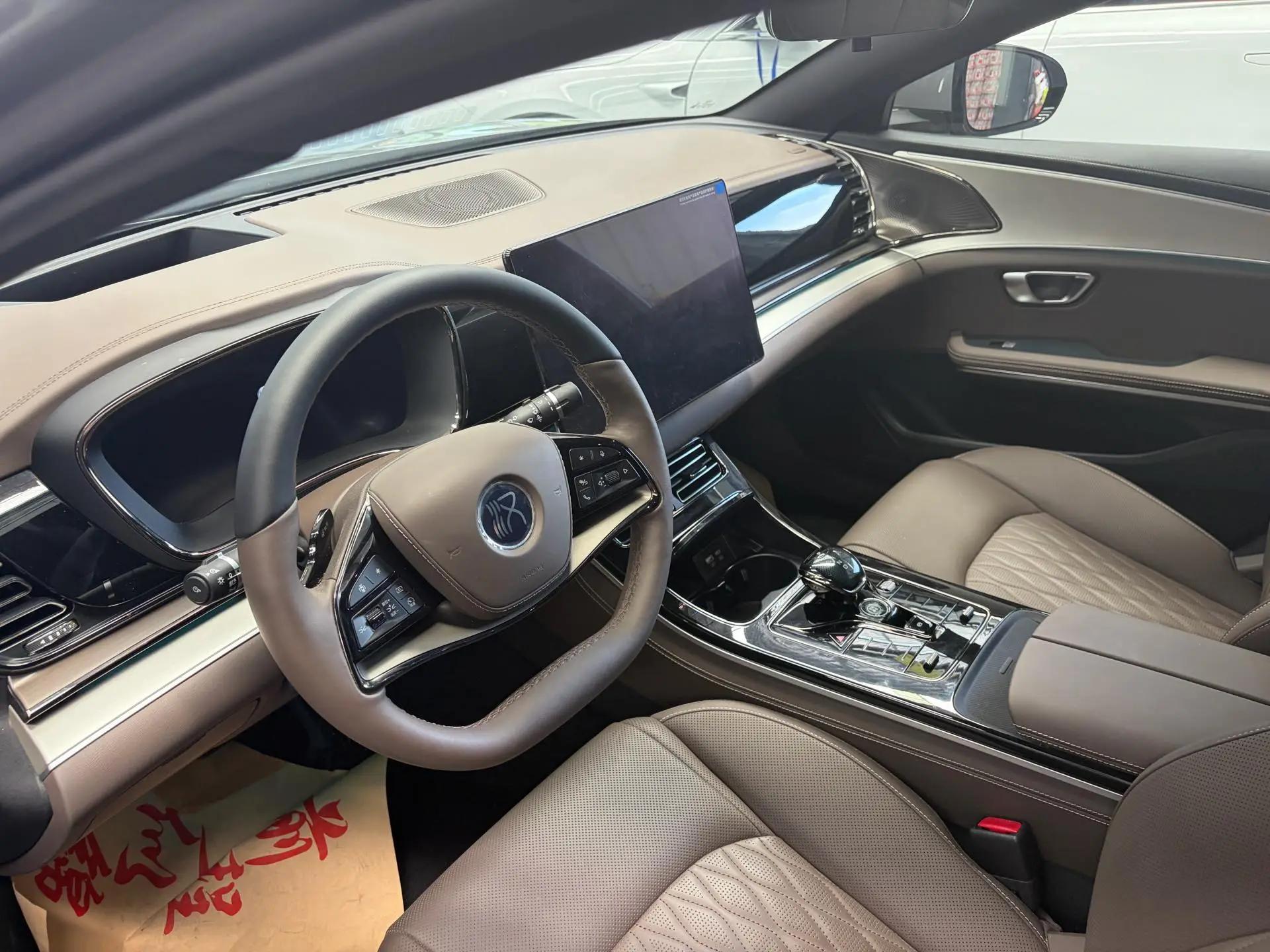 BYD 2025 Han DM-i 1.5T stepless 125KM laser Radar intelligent driving automatic gear 5