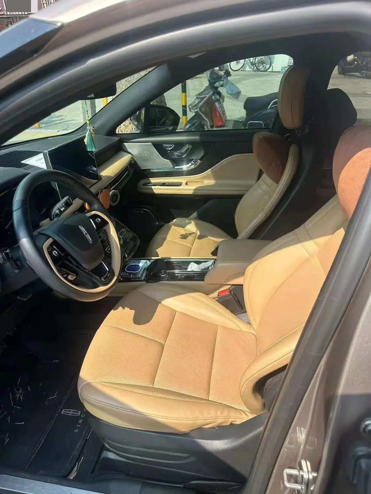 Adventurer 2021 2.0T Two-Drive Elegant Edition 3