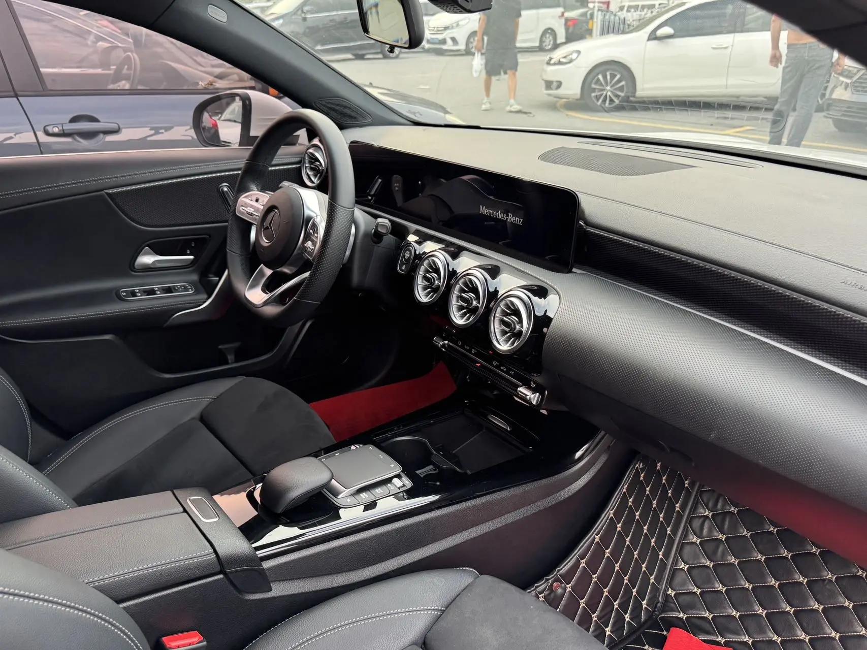 Mercedes Benz Class A 2022 Model Changed to Class A 200 L Sports Sedan Fashion Model 3